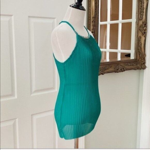 Halter Top Pleated Sheer Green Color Scoop Neck - Picture 4 of 8